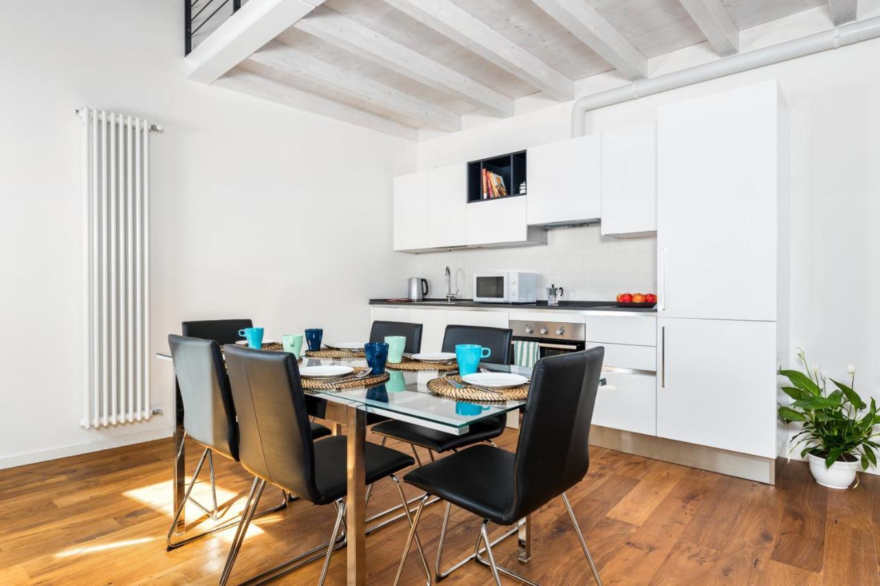 Guggenheim Luxury Suites By Bricola Apartments Венеция Экстерьер фото